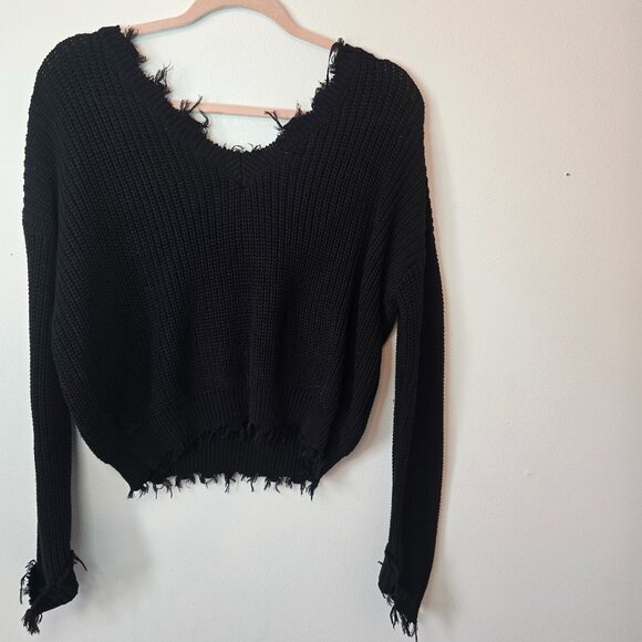 Forever 21 Sweaters - Black distressed sweater